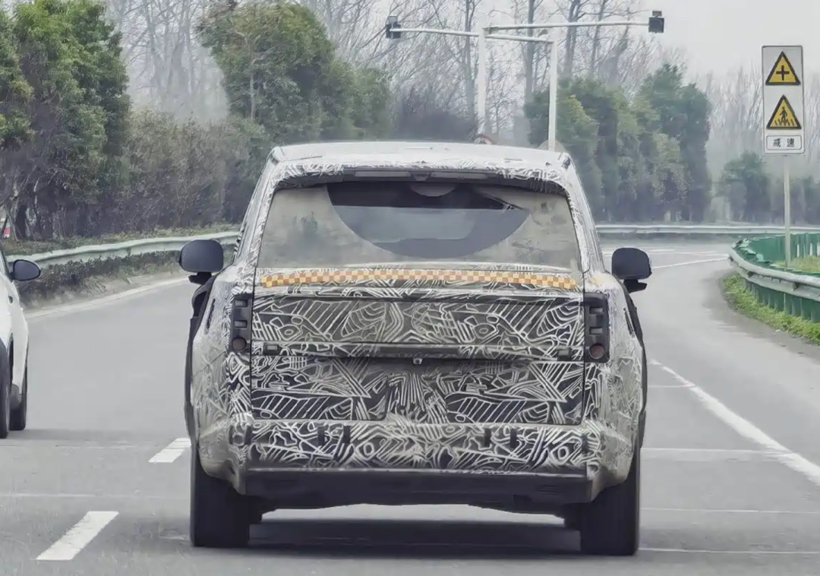 新车谍照丨享界硬派SUV、小米昆仑增程…